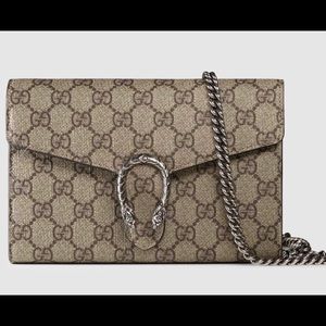 Gucci Dionysus GG Supreme chain wallet